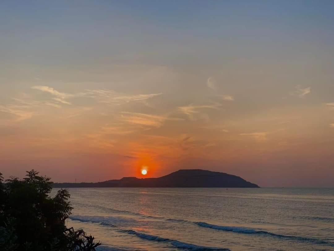 Hon Rom 2 Resort Mui Ne Esterno foto