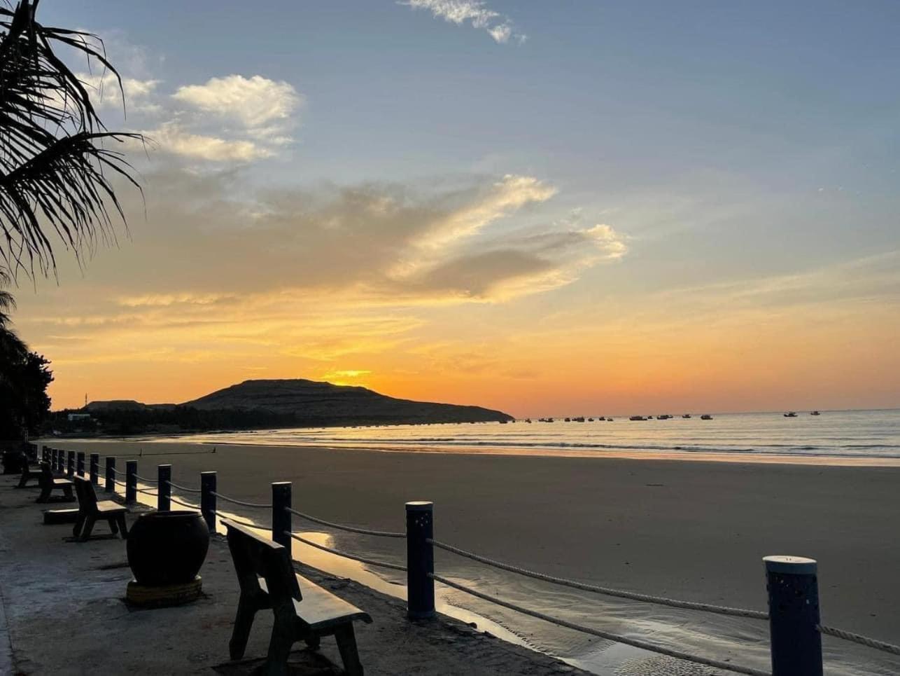 Hon Rom 2 Resort Mui Ne Esterno foto